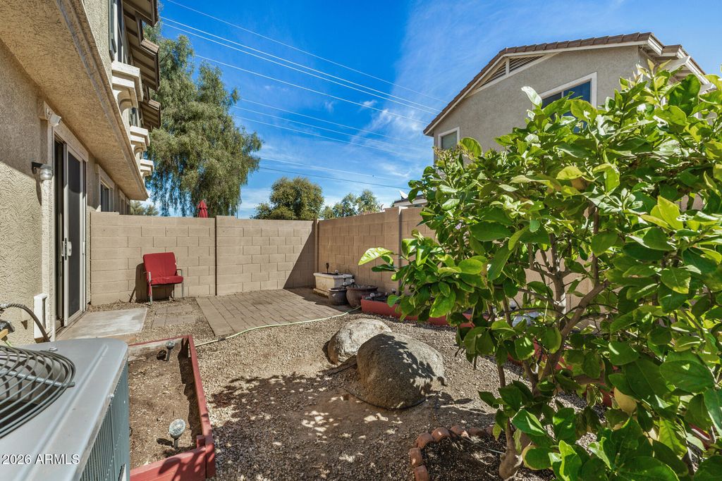 Image 35 of property listing at 1519 N 80th Drive, Phoenix, AZ 85043