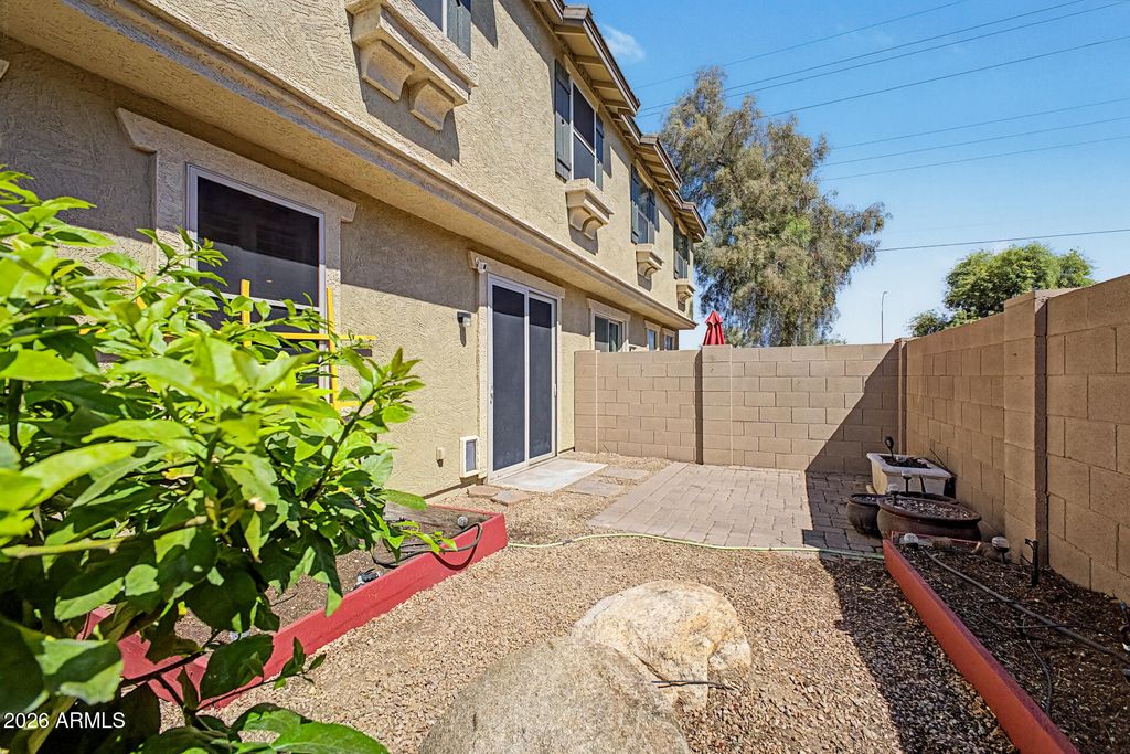 Image 36 of property listing at 1519 N 80th Drive, Phoenix, AZ 85043