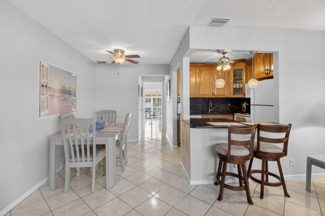 770 Horizons E 311, Boynton Beach, FL 33435