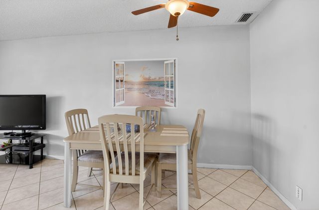770 Horizons E 311, Boynton Beach, FL 33435