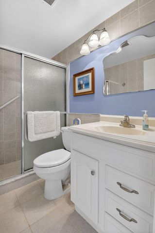 770 Horizons E 311, Boynton Beach, FL 33435