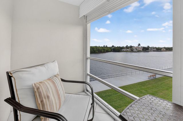 770 Horizons E 311, Boynton Beach, FL 33435