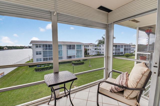 770 Horizons E 311, Boynton Beach, FL 33435
