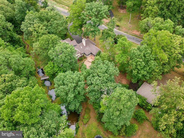 9409 WINDY HILL DR, Nokesville, VA 20181