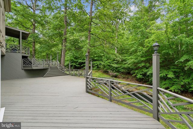 9409 WINDY HILL DR, Nokesville, VA 20181