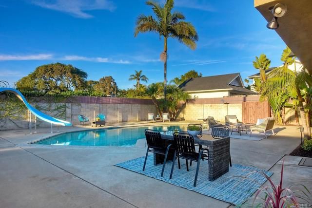 2044 Linda Lane, Carlsbad, CA 92008