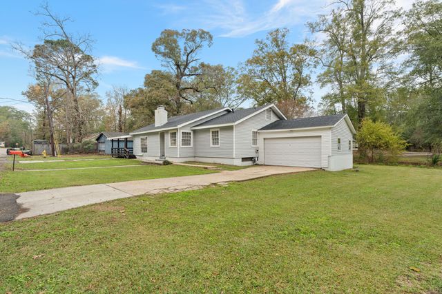 1902 Camp St., Hattiesburg, MS 39401