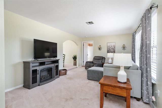 3642 TROUT AVENUE, Fruitland Park, FL 34731