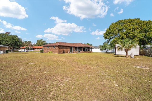 3642 TROUT AVENUE, Fruitland Park, FL 34731