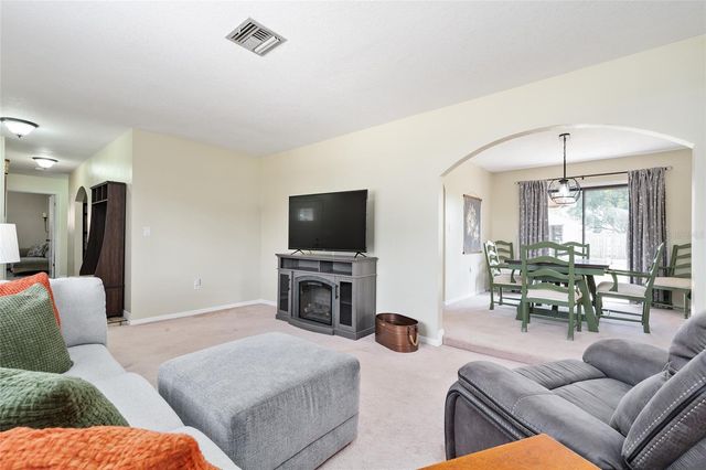 3642 TROUT AVENUE, Fruitland Park, FL 34731