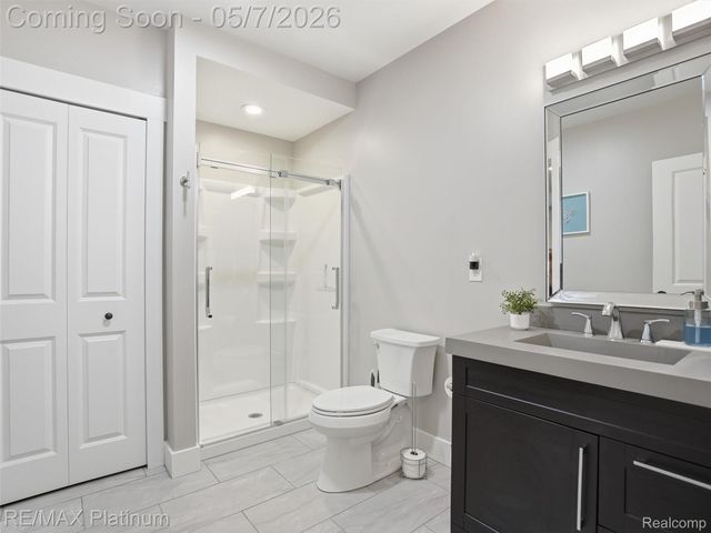 16413 Carrie Lane, Fenton Charter Township, MI 48430