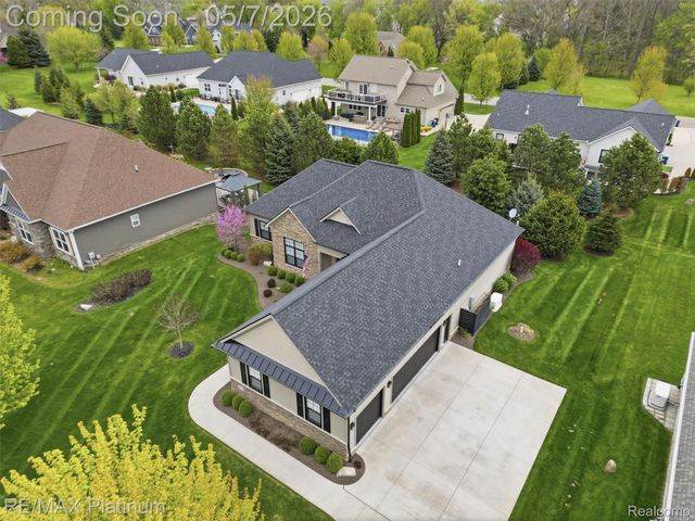 16413 Carrie Lane, Fenton Charter Township, MI 48430