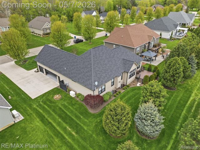 16413 Carrie Lane, Fenton Charter Township, MI 48430