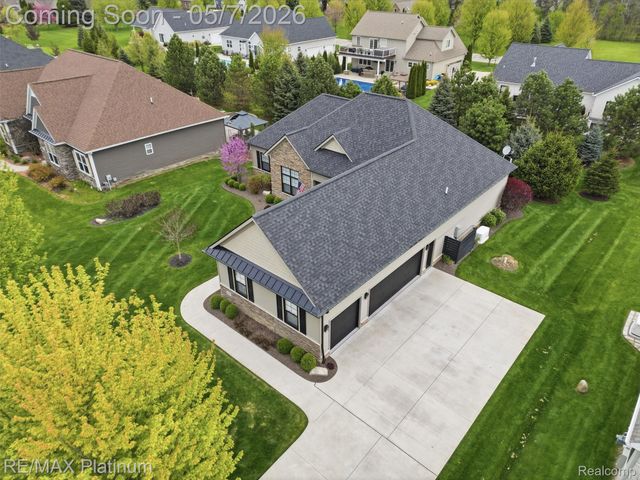 16413 Carrie Lane, Fenton Charter Township, MI 48430