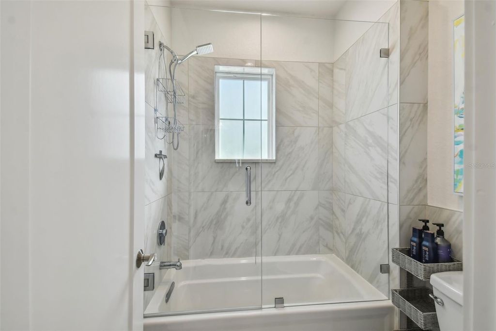 Image 33 of property listing at 4835 W BAY VILLA AVENUE, Tampa, FL 33611