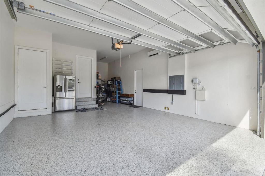 Image 50 of property listing at 4835 W BAY VILLA AVENUE, Tampa, FL 33611