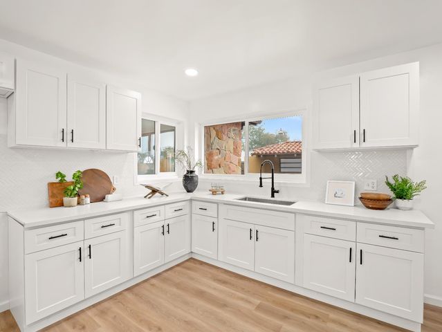 4933 E Tulare Street, Fresno, CA 93727