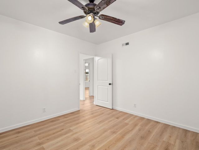 4933 E Tulare Street, Fresno, CA 93727