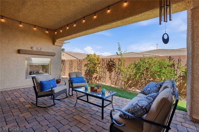492 Heritage Bridge Avenue, Henderson, NV 89011