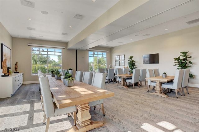 492 Heritage Bridge Avenue, Henderson, NV 89011