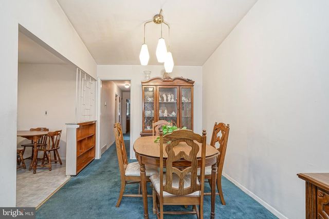 8828 FAIRFIELD ST, Philadelphia, PA 19152