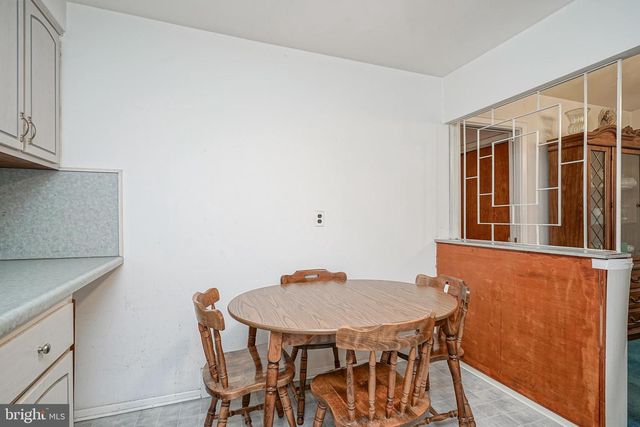 8828 FAIRFIELD ST, Philadelphia, PA 19152