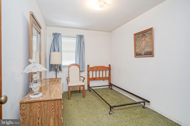 8828 FAIRFIELD ST, Philadelphia, PA 19152