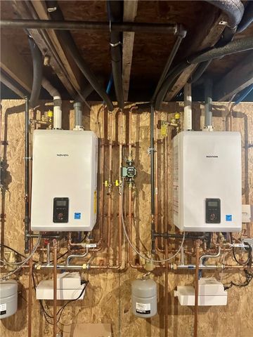 6 Stockwell Street, Providence, RI 02909