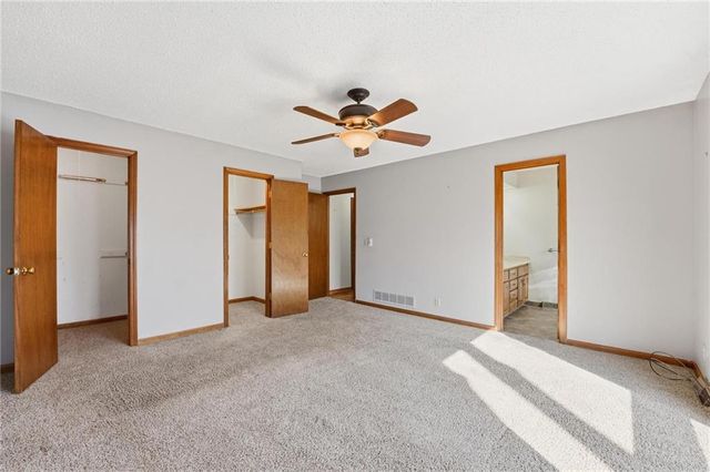 8505 Rosehill Road, Lenexa, KS 66215