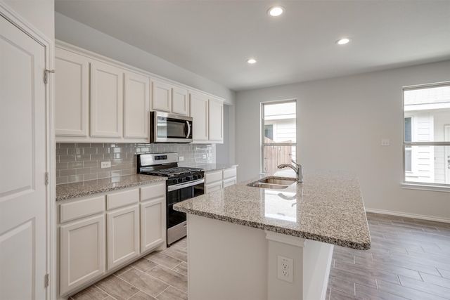 2330 Aspen Hill Drive, Forney, TX 75126