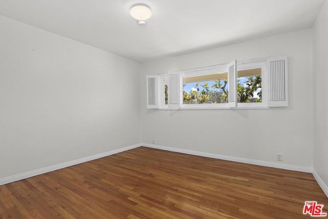 3200 S Sepulveda Boulevard J22, Los Angeles, CA 90034