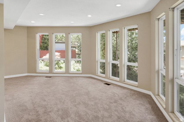 4117 BONA VILLA DR, Ogden, UT 84403