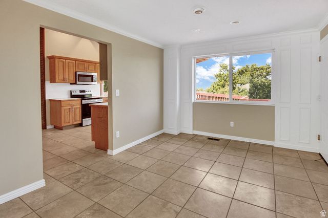 4117 BONA VILLA DR, Ogden, UT 84403
