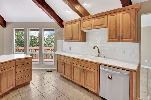 4117 BONA VILLA DR, Ogden, UT 84403