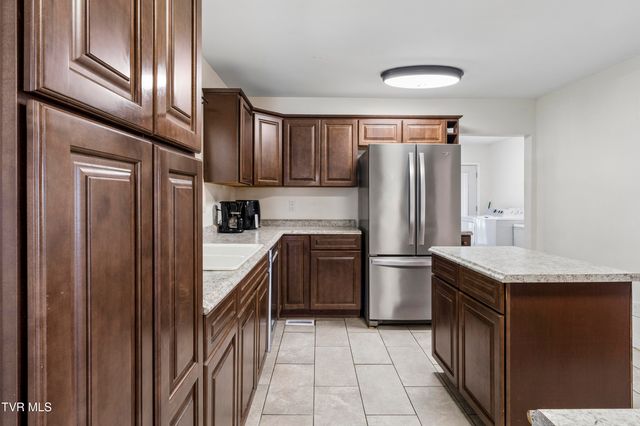 2658 North Highway 81, Jonesborough, TN 37659