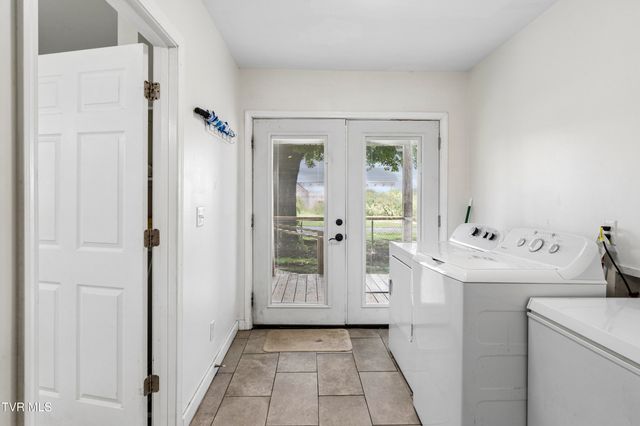 2658 North Highway 81, Jonesborough, TN 37659