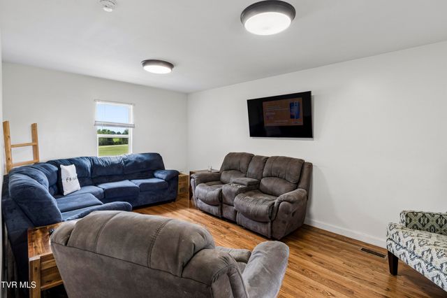 2658 North Highway 81, Jonesborough, TN 37659