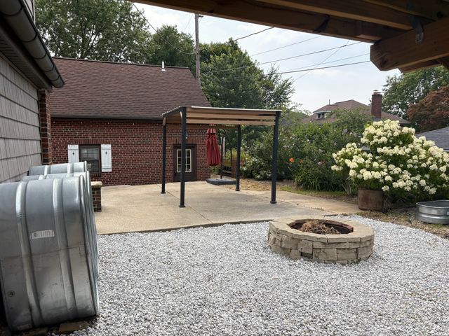 124 W 37TH Street, Erie, PA 16508
