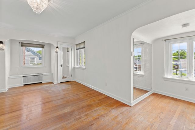 124 W 37TH Street, Erie, PA 16508