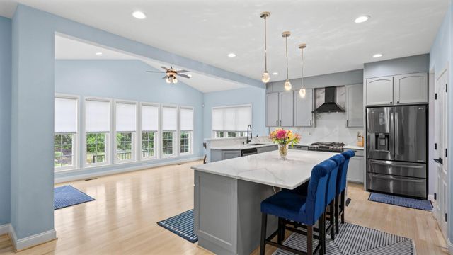 8144 GLEN ARBOR DR, Baltimore, MD 21237
