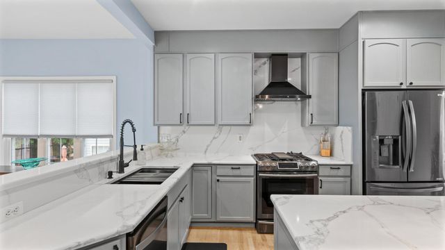 8144 GLEN ARBOR DR, Baltimore, MD 21237