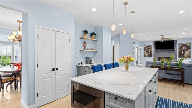 8144 GLEN ARBOR DR, Baltimore, MD 21237
