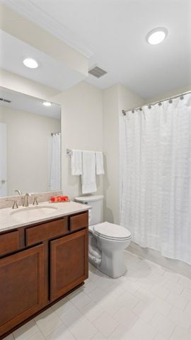 8144 GLEN ARBOR DR, Baltimore, MD 21237