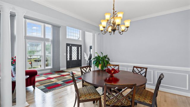 8144 GLEN ARBOR DR, Baltimore, MD 21237