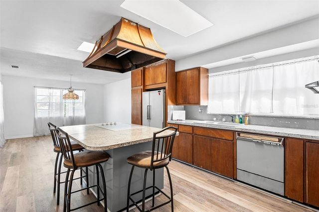 5296 66TH WAY N, St Petersburg, FL 33709