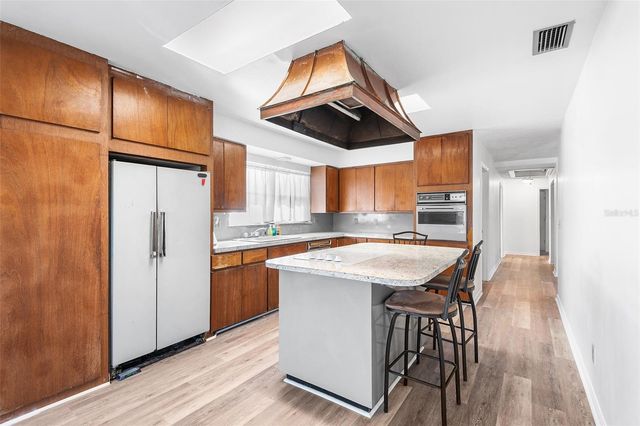 5296 66TH WAY N, St Petersburg, FL 33709