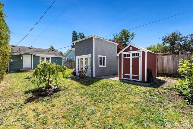 5405 25th Avenue SW, Seattle, WA 98106