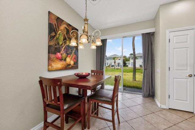 1063 PASEO DEL RIO NE, St Petersburg, FL 33702