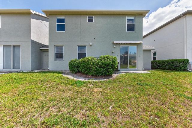 1063 PASEO DEL RIO NE, St Petersburg, FL 33702