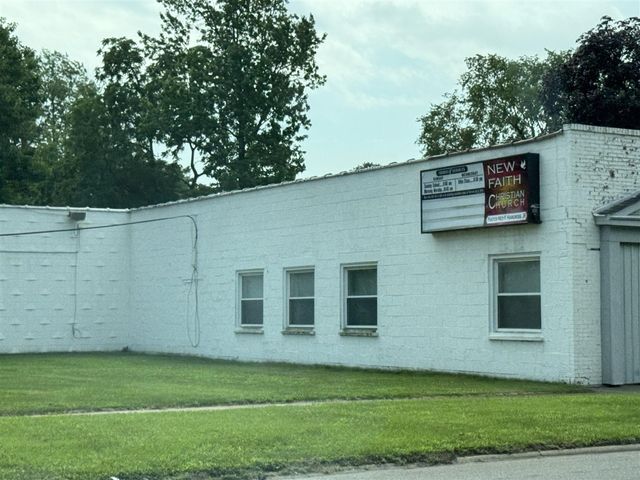 5455 S Wayne Road, Wayne, MI 48184